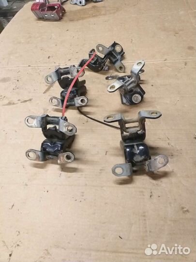 Петли дверей ниссан алмера классик B10