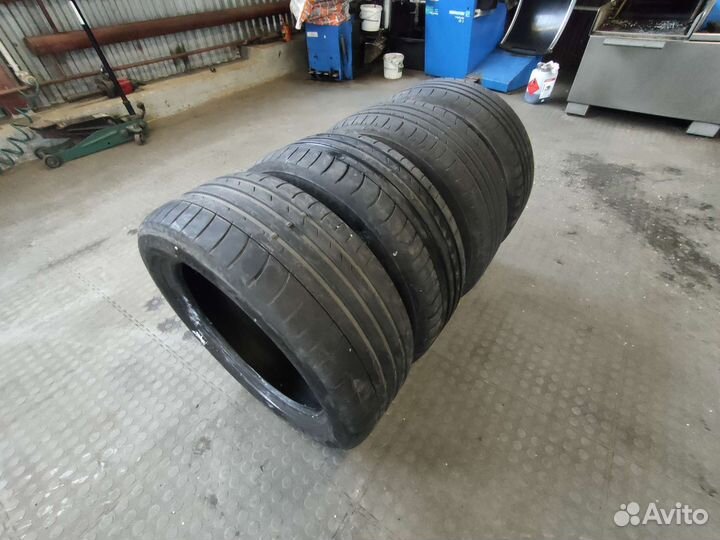 Dunlop SP Sport Maxx GT 235/50 R18