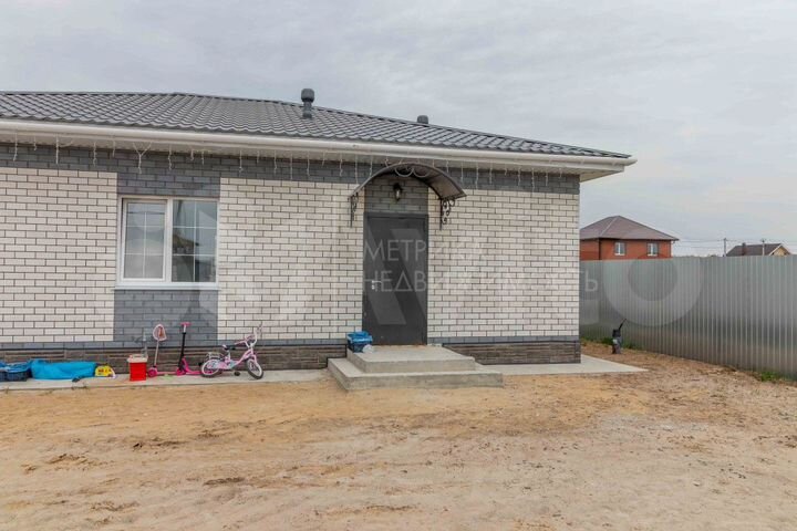 Дом 97 м² на участке 4 сот.