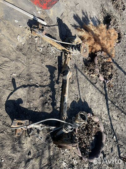 Балка в сборе Nissan Almera n16