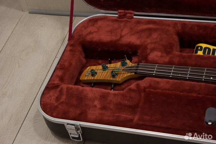 Бас гитара Ibanez Prestige SR 1000 EFM + кейс