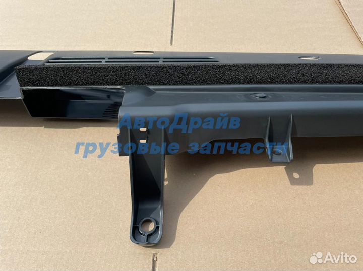 Панель под дворниками Вольво фш фм