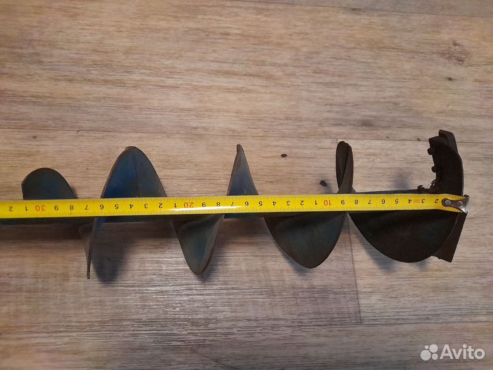 Ледобур для зимней рыбалки бу