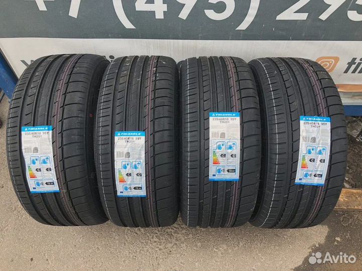 Triangle TH201 235/40 R18