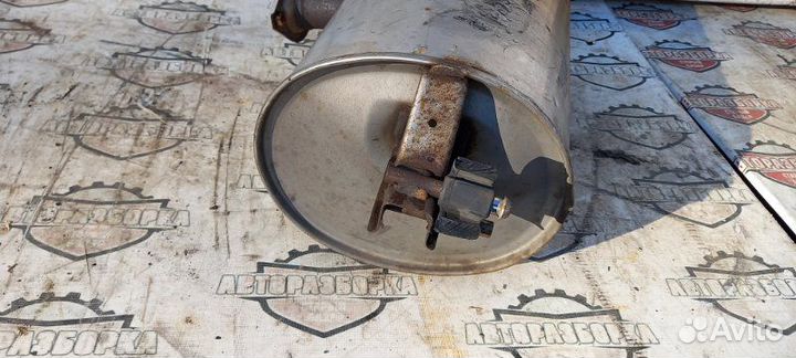 Бочка глушителя Toyota Voxy ZRR70 3zrfae 2009