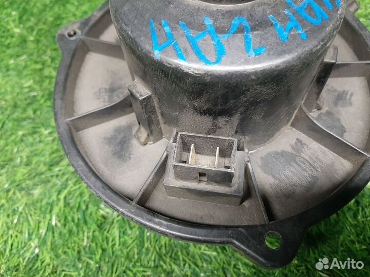 В наличии: моторчик отопителя на Changan CS35