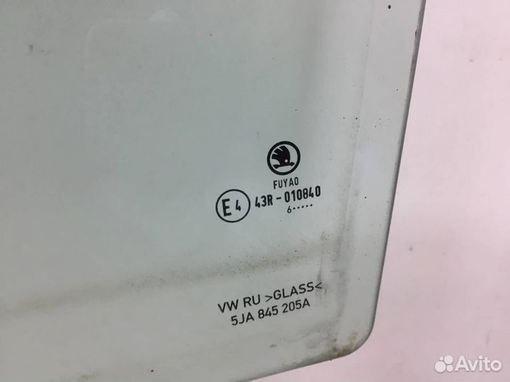 Стекло двери задней левой Skoda Rapid 2012-2020