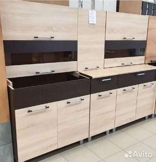 Кухонный гарнитур 2 м