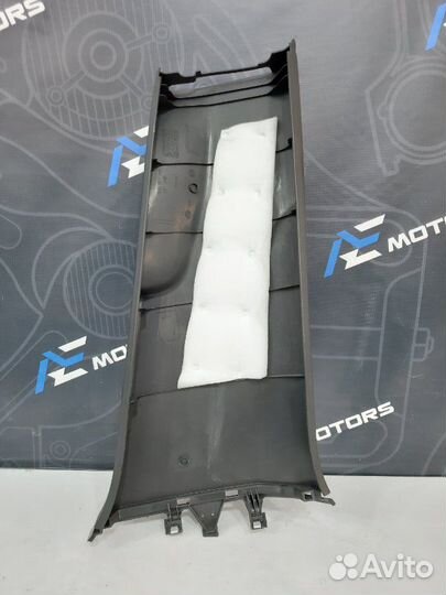 Обшивка салона левая Volkswagen Passat Variant B6