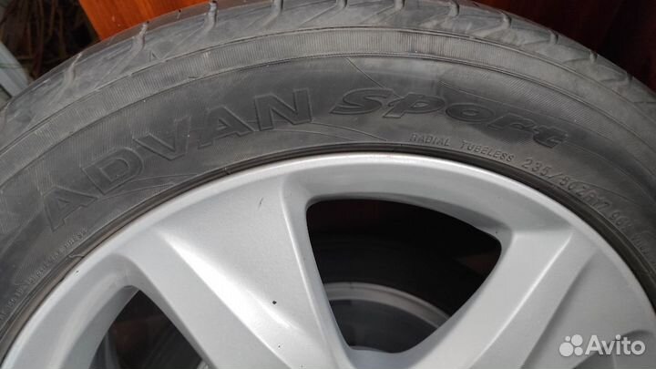 Yokohama Advan Sport V103 235/50 R17 96Y