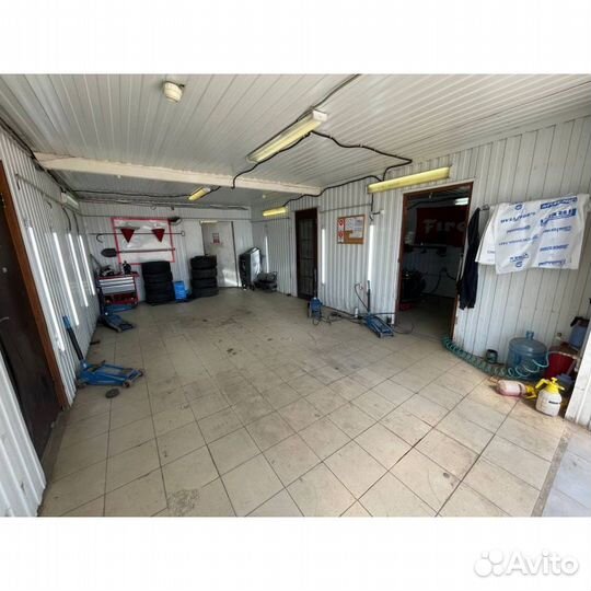 Triangle PL02 295/35 R21