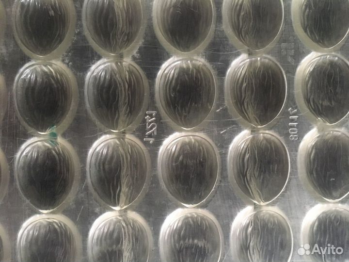 Поликарбонатная форма для конфет