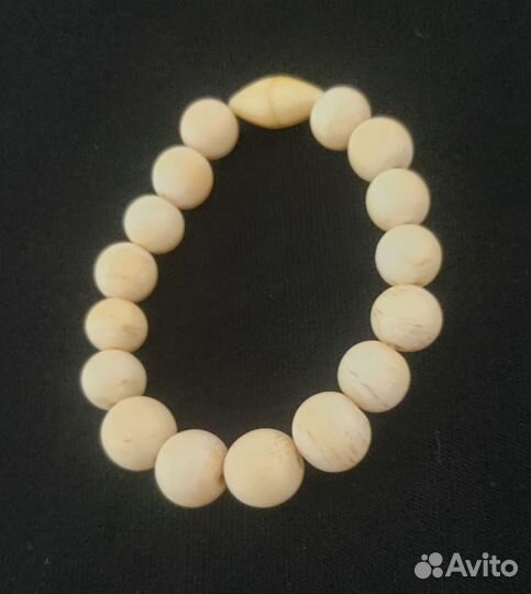 Старинный браслет. Цвет слоновая к