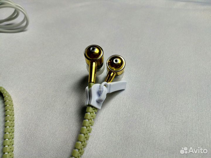 Светящиеся наушники, новые, три цвета