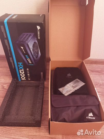 Блок питания corsair HX1200i Platinum