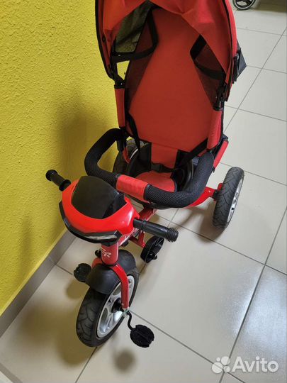 Трехколесный велосипед с родительской ручкой