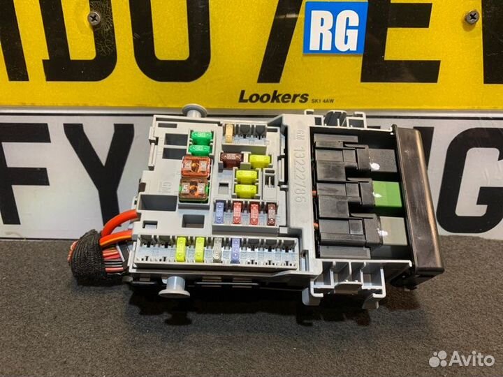 Блок предохранителей Chevrolet Cruze седан F16D4