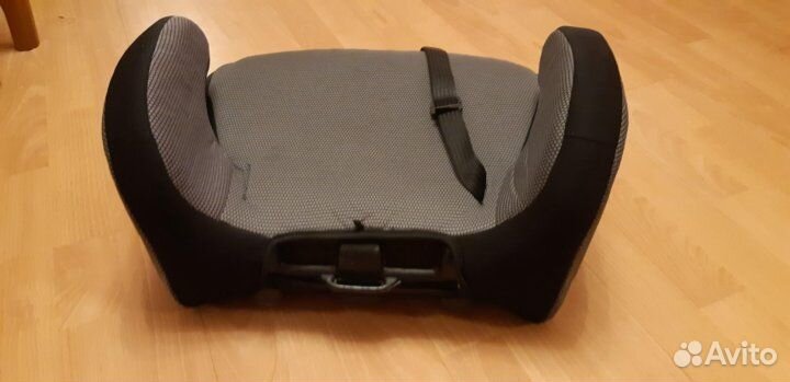 Автокресло бустер от 22 кг до 36 Siger isofix