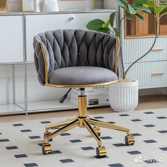 Стул барный полубарный