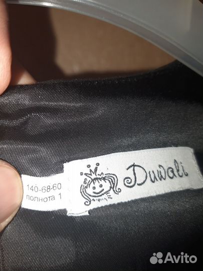 Школьная форма на девочку (рост 140, фаб.