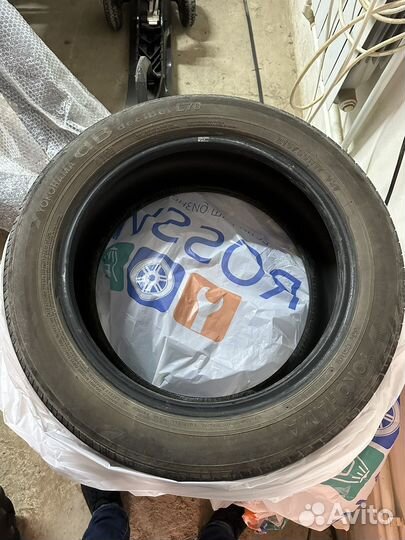 Yokohama dB Decibel E70 215/55 R17 93V