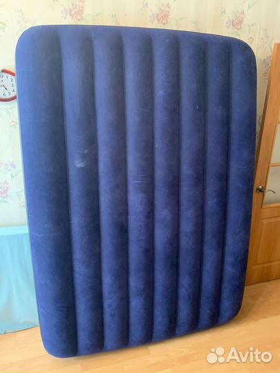 Продаю надувной матрас Intex