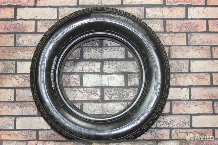 Kumho Power Grip KC11 225/65 R16