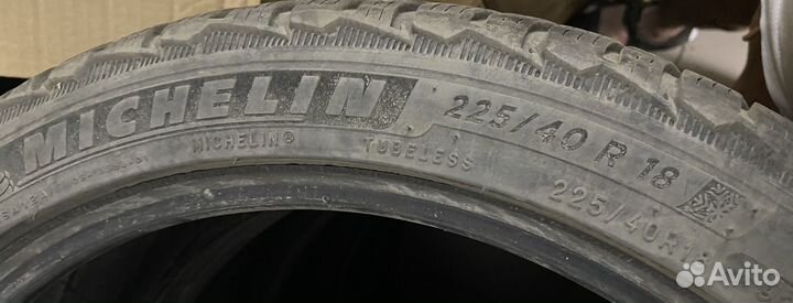 Michelin Alpin 5 225/40 R18 92H