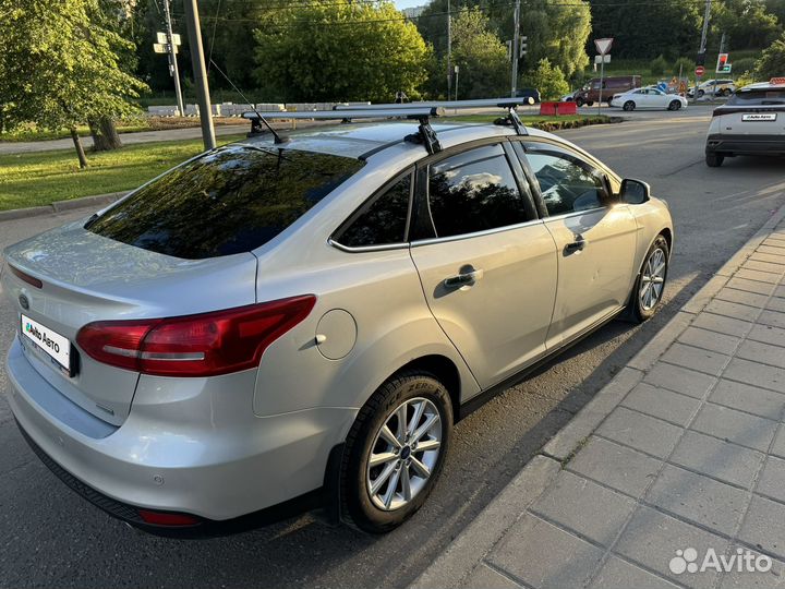 Ford Focus 1.5 AT, 2015, битый, 76 000 км