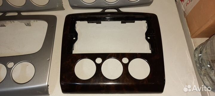 Форд фокус 2 рамка магнитоллы продам