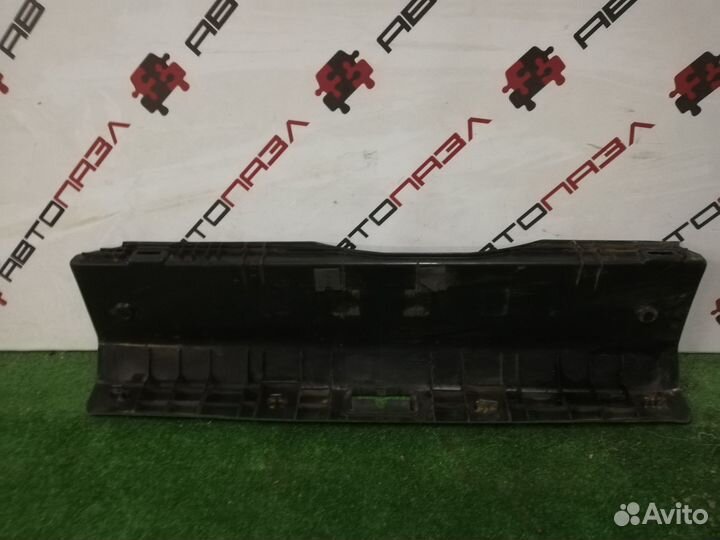 Обшивка багажника Hyundai Elantra XD 3 седан