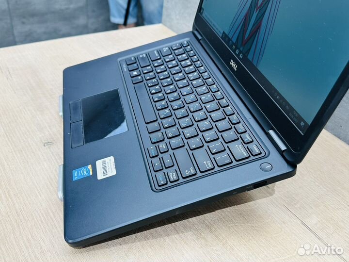 Ноутбук Dell IPS Core i5-5200U/ 16 Gb RAM/ 250 SSD