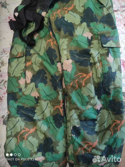 Полукомбинезон сноубордический