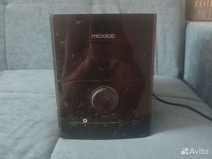 Домашний сабвуфер Microlab