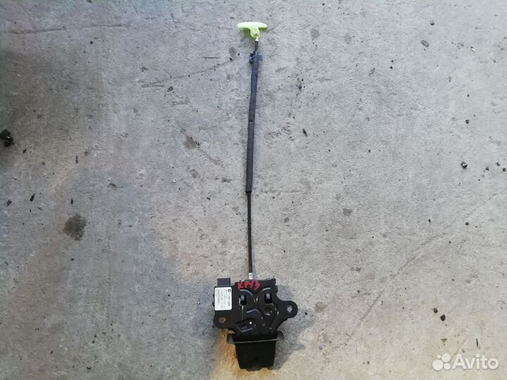 Замок крышки багажника Шевроле Круз