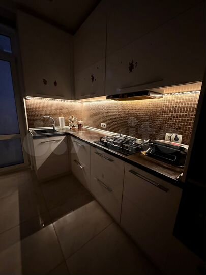 2-к. квартира, 61 м², 1/9 эт.