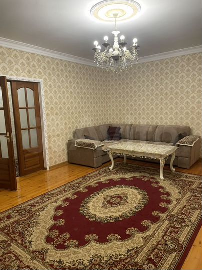 2-к. квартира, 72 м², 1/5 эт.