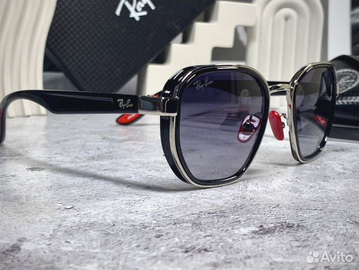 Очки Ray Ban Ferrari черные