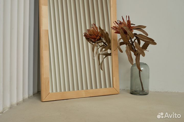 Настенное зеркало из дерева City во весь рост