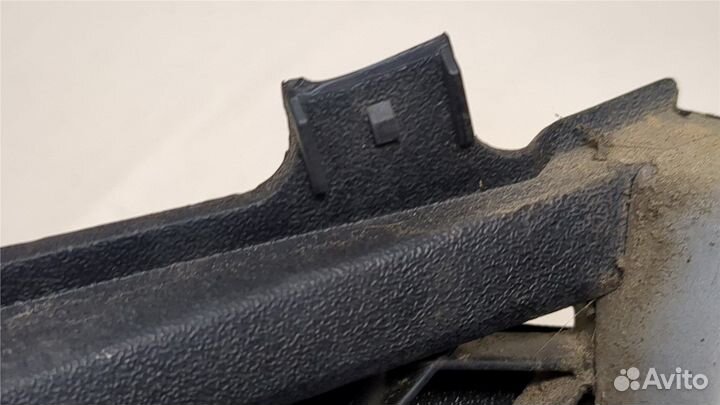 Решетка радиатора Ford Fiesta, 2000