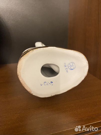 Фарфоровая статуэтка Юный башкир