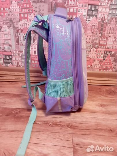 Рюкзак школьный для девочки 1 класс