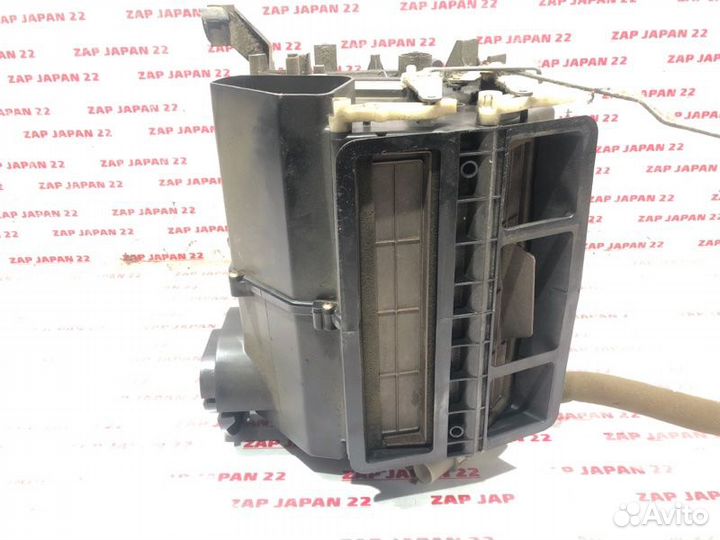 Корпус печки Mitsubishi Pajero Io H77W 4G94 2004