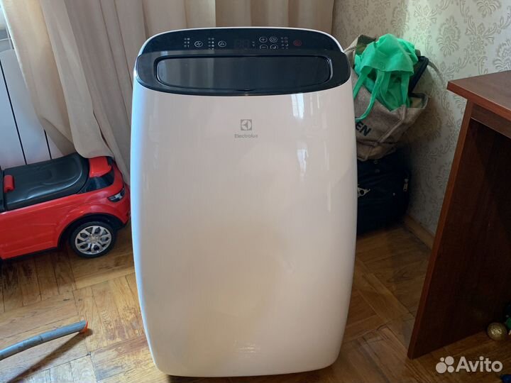 Мобильный кондиционер electrolux eacm-10 hr/n3