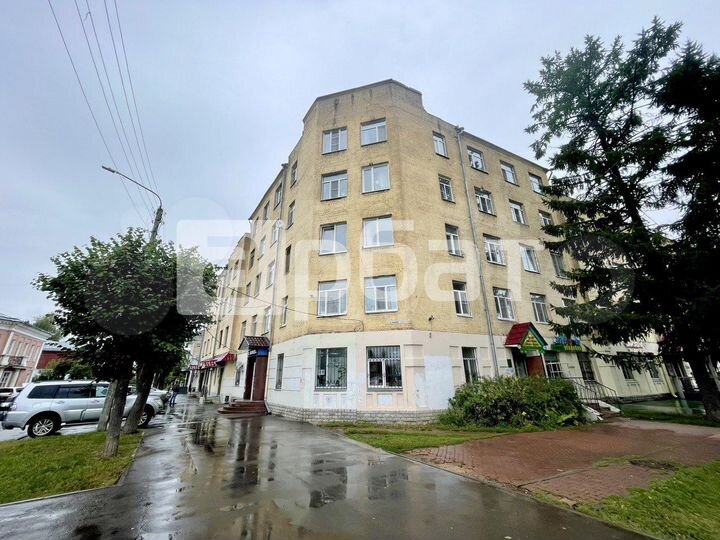 Доля в 4-к. квартире, 38,9 м², 3/5 эт.