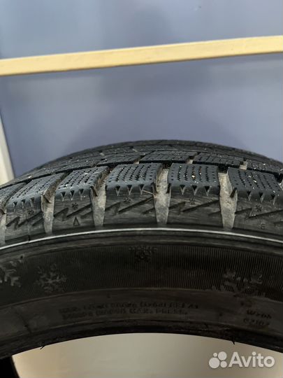 Goform W705 245/45 R18 100M