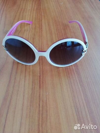 Солнцезащитные очки