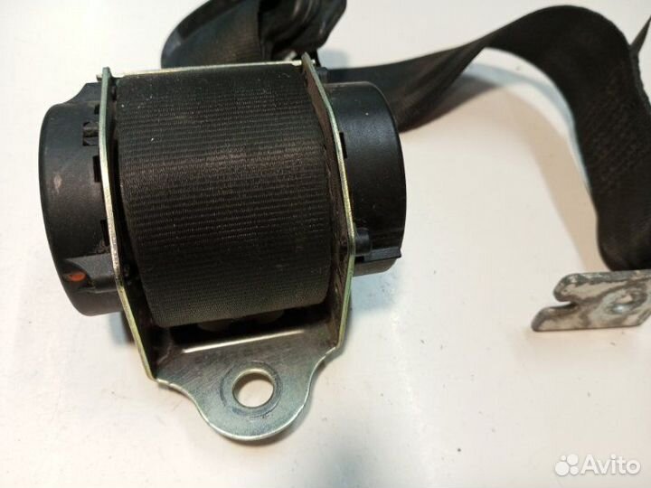 Ремень безопасности задний левый Ford Fusion fyja