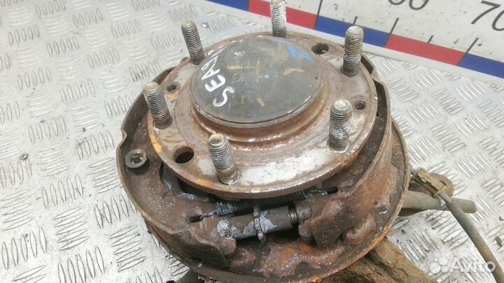 Ступица задняя правая KIA carnival 2 2006 2006