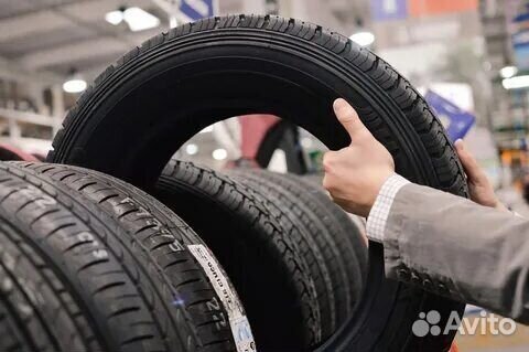 Dunlop Winter Maxx SJ8 275/45 R20